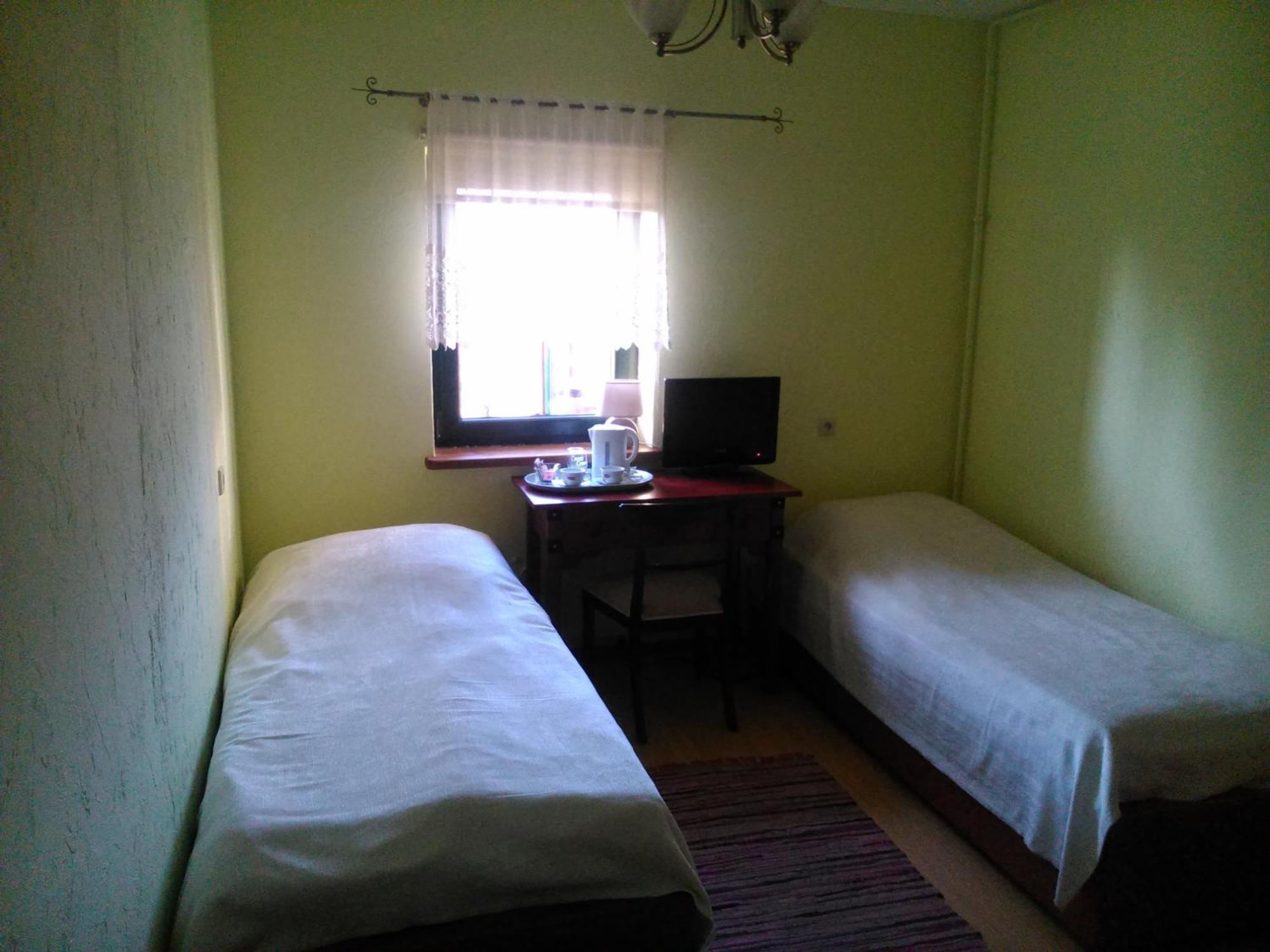 DalniaKarczma Biesiadna住宿加早餐旅馆 客房 照片